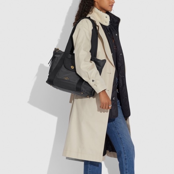 Coach Cargo Tote With Vintage Rose Print Interior - Picture 3 of 6